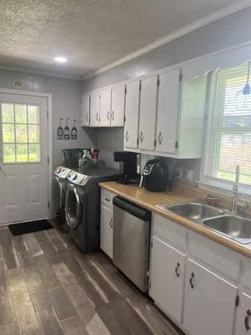 139 Laurel Ct, Hendersonville, TN 37075