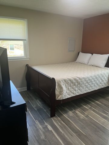 139 Laurel Ct, Hendersonville, TN 37075