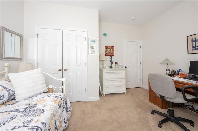 401 Peace Rollins Court, Kernersville, NC 27284