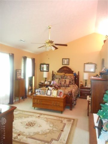 2549 Fawn Drive, Fairborn, OH 45324