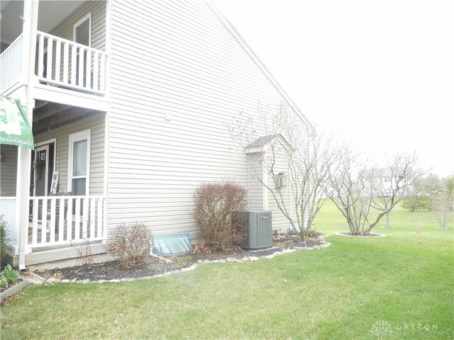 2549 Fawn Drive, Fairborn, OH 45324
