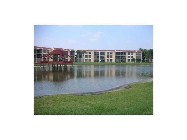 6729 Coral Lake Drive 6729, Margate, FL 33063