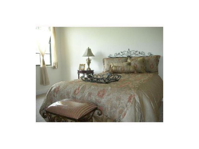 6729 Coral Lake Drive 6729, Margate, FL 33063