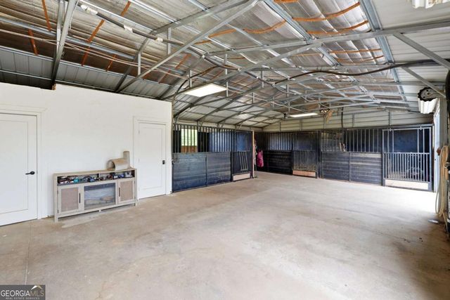 356 W Oak Grove Road NW, Adairsville, GA 30103