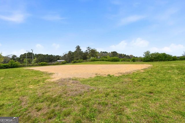 356 W Oak Grove Road NW, Adairsville, GA 30103