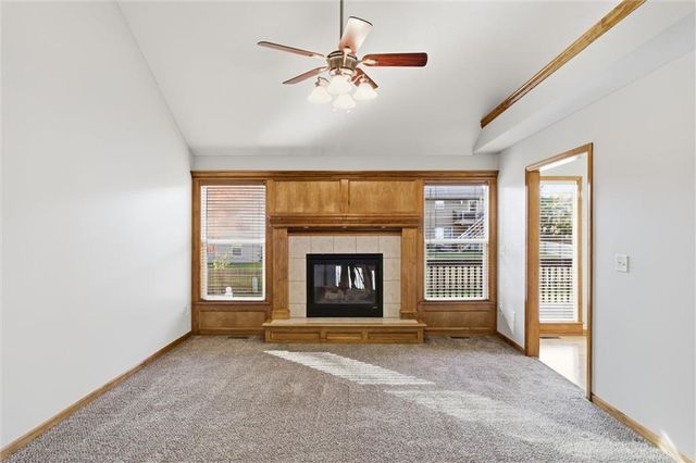 21406 Red Oak Lane, Peculiar, MO 64078