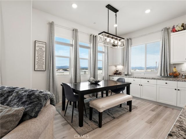 27013 Hummingbird Lane, Valencia, CA 91381