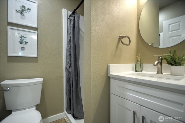 7028 Boston Harbor Road NE, Olympia, WA 98506