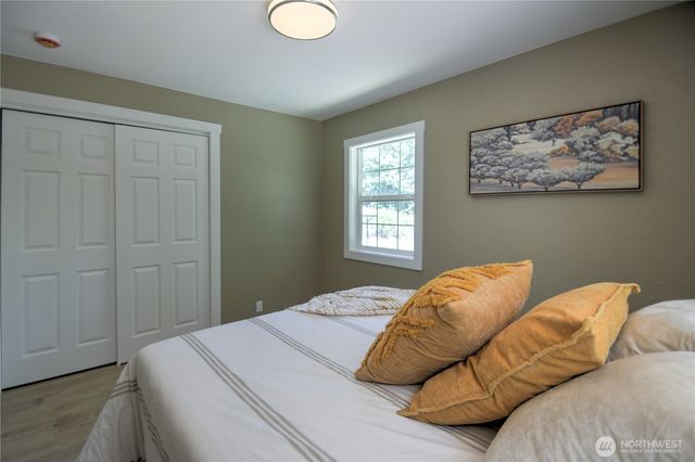 7028 Boston Harbor Road NE, Olympia, WA 98506