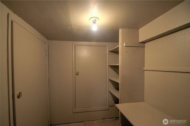 7028 Boston Harbor Road NE, Olympia, WA 98506