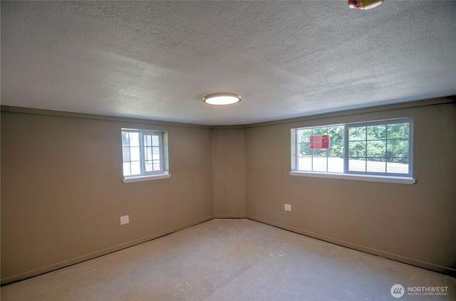7028 Boston Harbor Road NE, Olympia, WA 98506
