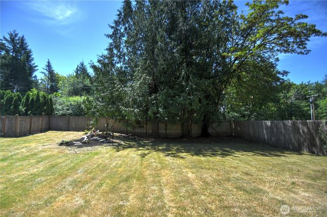 7028 Boston Harbor Road NE, Olympia, WA 98506