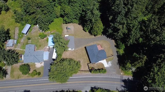 7028 Boston Harbor Road NE, Olympia, WA 98506