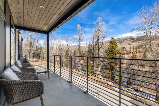 930 Blue River Parkway 821, Silverthorne, CO 80498