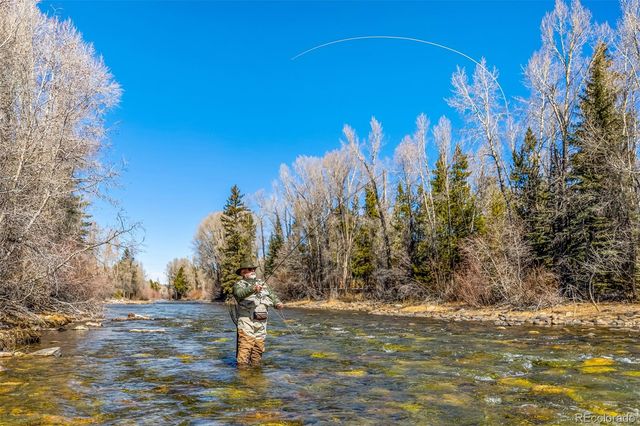 930 Blue River Parkway 821, Silverthorne, CO 80498