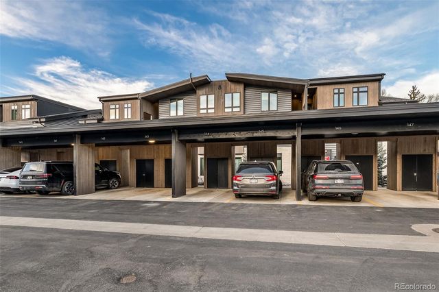 930 Blue River Parkway 821, Silverthorne, CO 80498