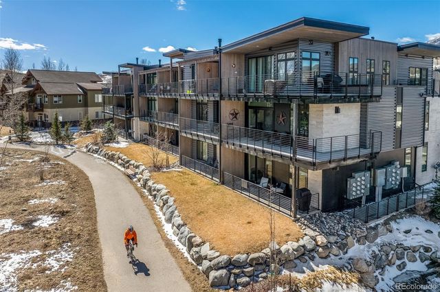 930 Blue River Parkway 821, Silverthorne, CO 80498