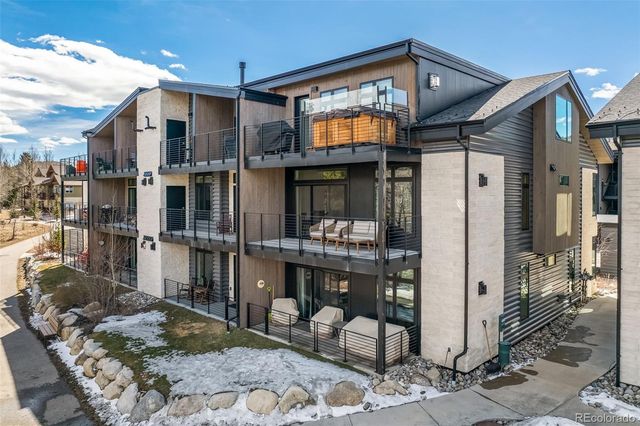 930 Blue River Parkway 821, Silverthorne, CO 80498