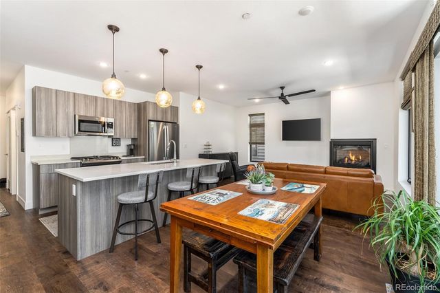 930 Blue River Parkway 821, Silverthorne, CO 80498