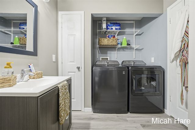 1437 Carlton Street, Muskegon, MI 49442