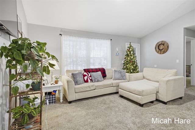 1437 Carlton Street, Muskegon, MI 49442