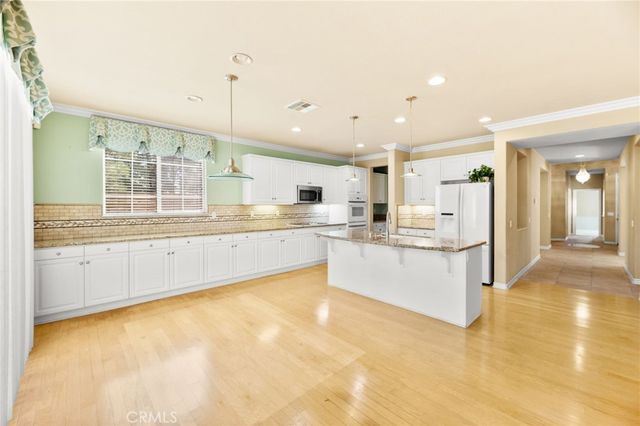 39894 Camden Court, Temecula, CA 92591