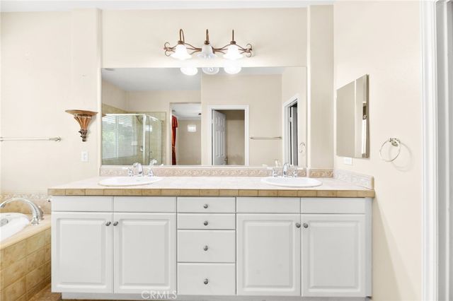 39894 Camden Court, Temecula, CA 92591
