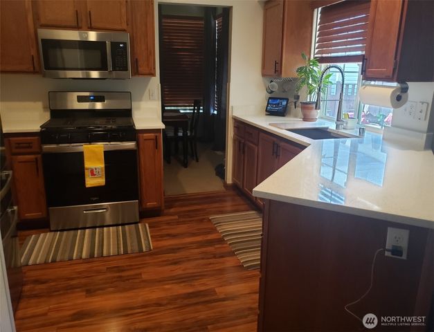 7620 146th Ave E, Sumner, WA 98390