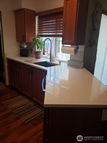 7620 146th Ave E, Sumner, WA 98390
