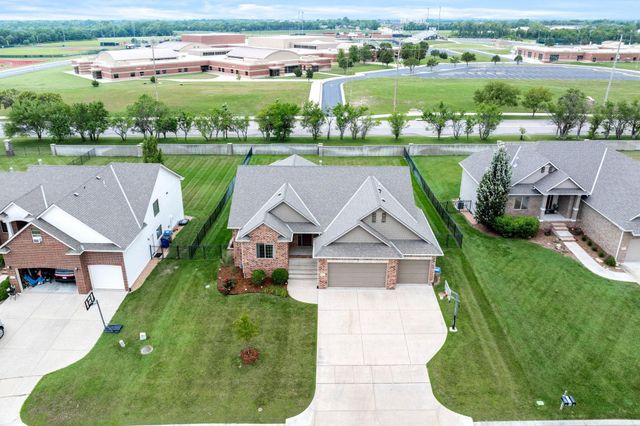 1013 E Rosemont Ct, Andover, KS 67002