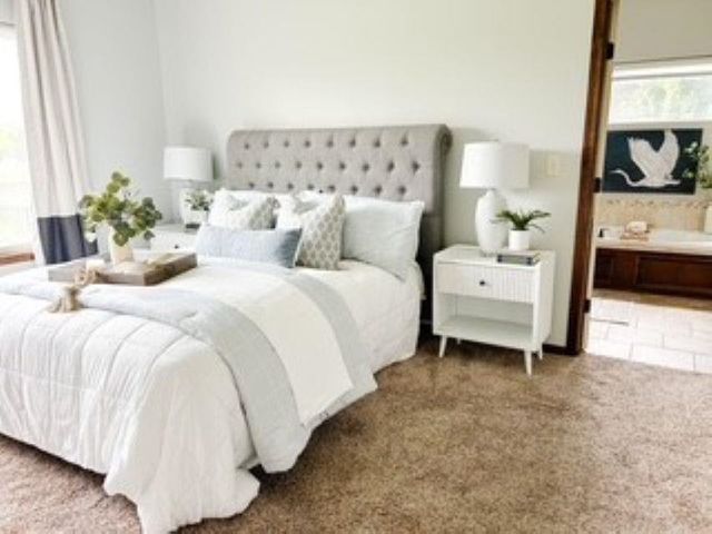 1013 E Rosemont Ct, Andover, KS 67002