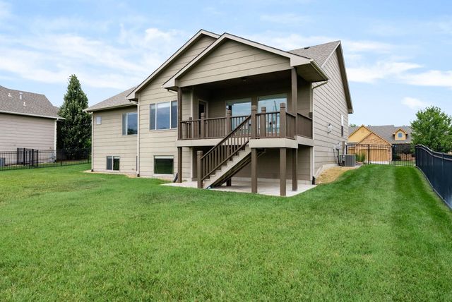 1013 E Rosemont Ct, Andover, KS 67002