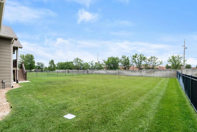 1013 E Rosemont Ct, Andover, KS 67002