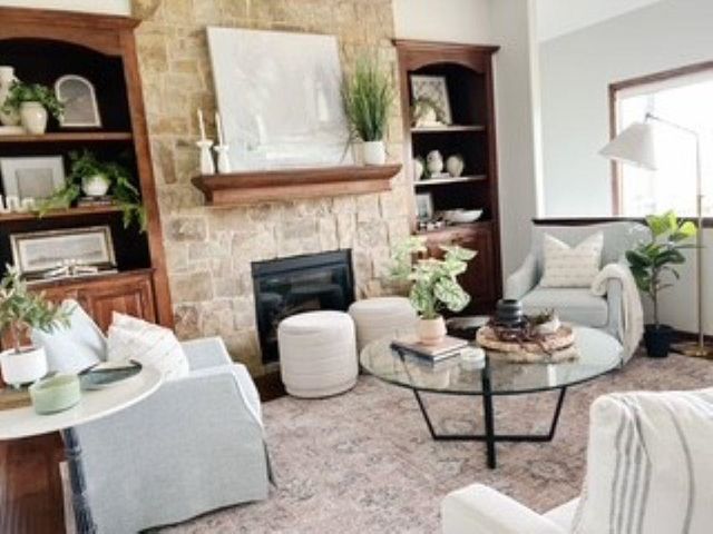 1013 E Rosemont Ct, Andover, KS 67002