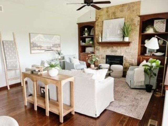 1013 E Rosemont Ct, Andover, KS 67002