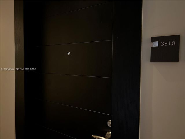 200 Biscayne Boulevard Way 3610, Miami, FL 33131