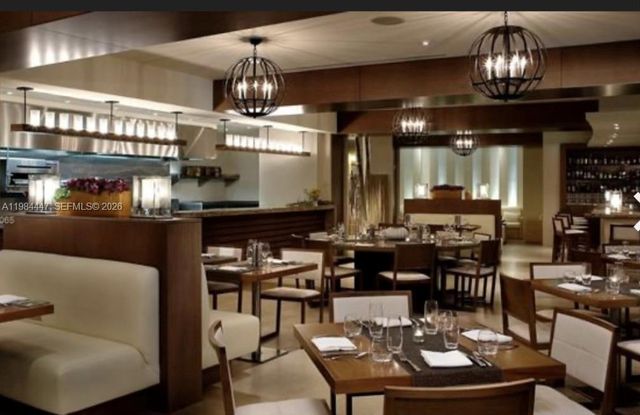 200 Biscayne Boulevard Way 3610, Miami, FL 33131