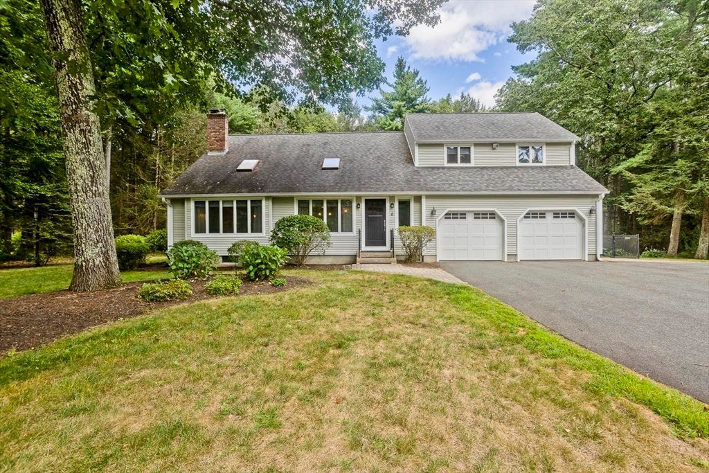 6 Ashley Cir, Easthampton, MA 01027