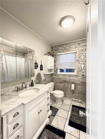 2 Tara Lane, Faucett, MO 64448