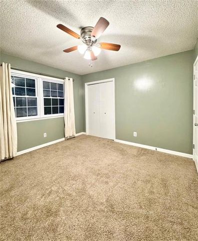 2 Tara Lane, Faucett, MO 64448