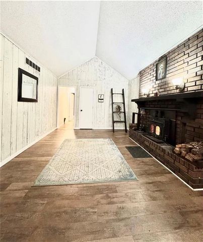 2 Tara Lane, Faucett, MO 64448