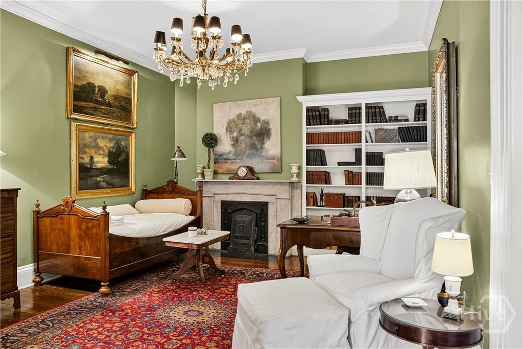 Image 23 of property listing at 203 W Charlton Street, Savannah, GA 31401