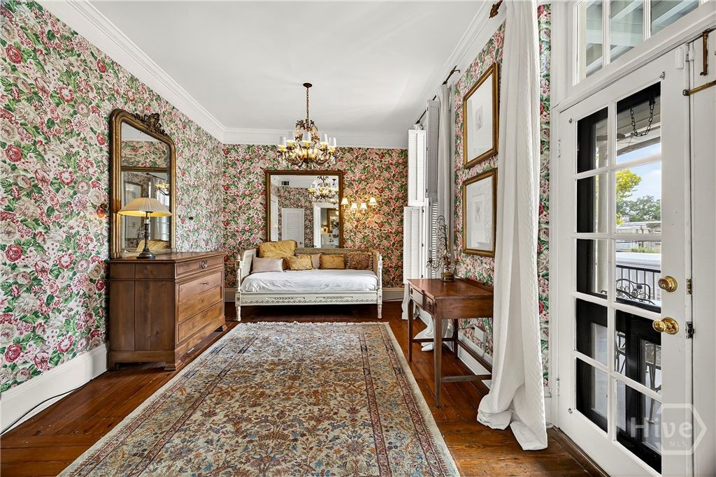 Image 24 of property listing at 203 W Charlton Street, Savannah, GA 31401