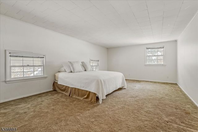 14 Skylark Rd, Springfield Twp., NJ 07081