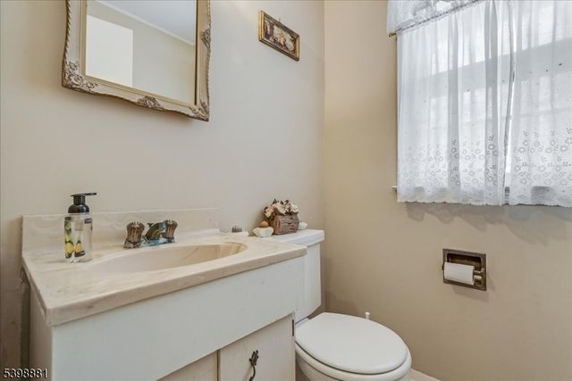 14 Skylark Rd, Springfield Twp., NJ 07081