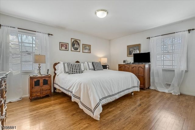 14 Skylark Rd, Springfield Twp., NJ 07081