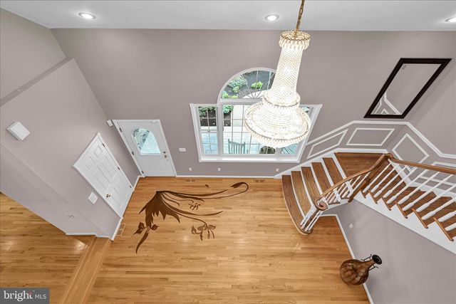 1289 OAK TERRACE LN, Pottsville, PA 17901