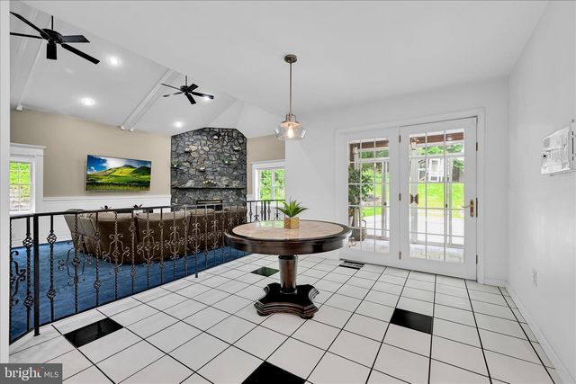 1289 OAK TERRACE LN, Pottsville, PA 17901