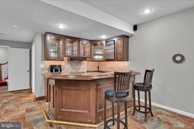 1289 OAK TERRACE LN, Pottsville, PA 17901