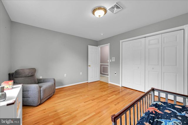 1289 OAK TERRACE LN, Pottsville, PA 17901